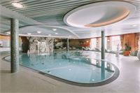 Hotel Montana - Pool view