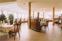 Beautiful dining room at Hotel Montana Obertauern