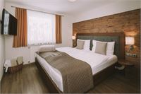 Hotel Montana - Schlafzimmer